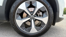 Volvo XC40 2.0 B3P Plus Dark 5dr Auto Petrol Estate